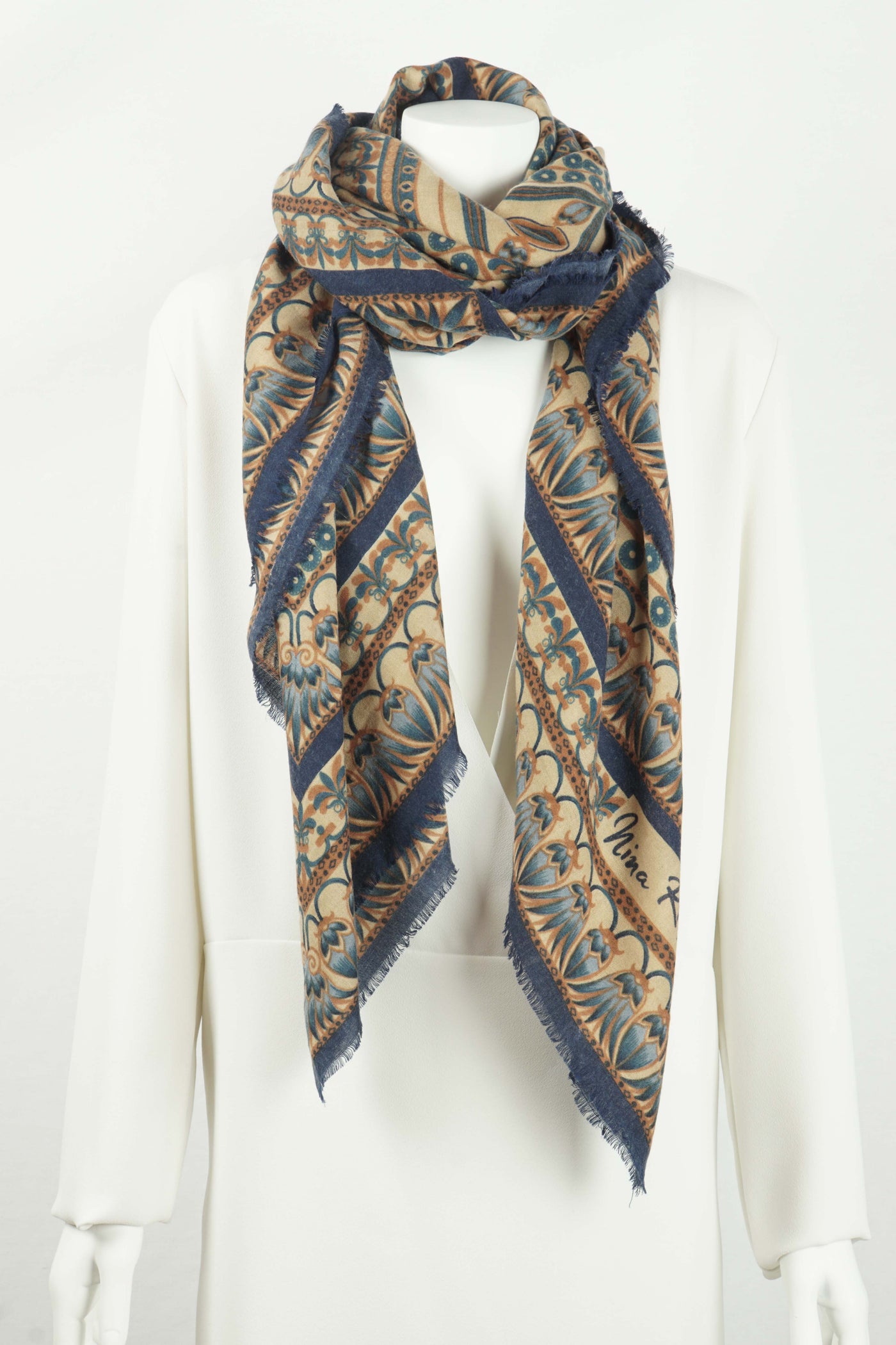 Cashmere and silk shawl in blues