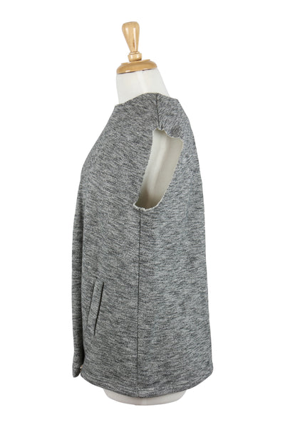 Sleeveless grey cotton top