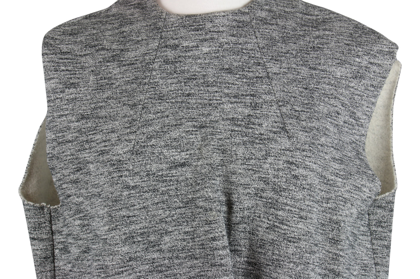 Sleeveless grey cotton top