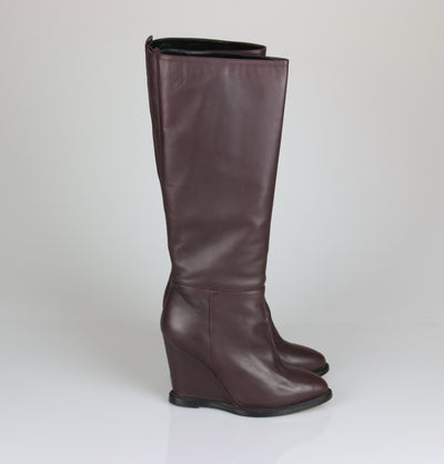 Burgundy wedge leather boots