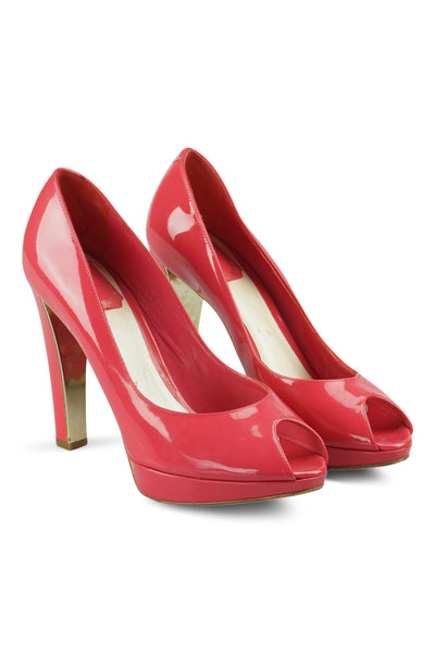 Rosy patent peep toes