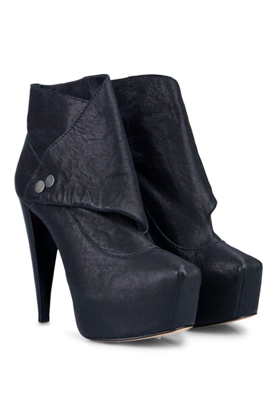 Priss crinkle ankle boots