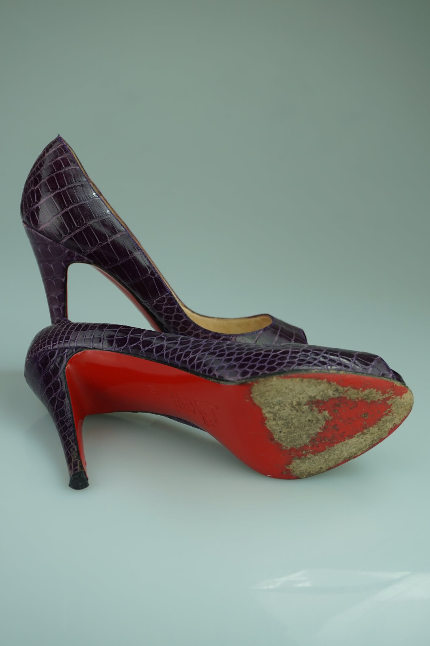 Very Prive 120 Python Peep Toe Pumps